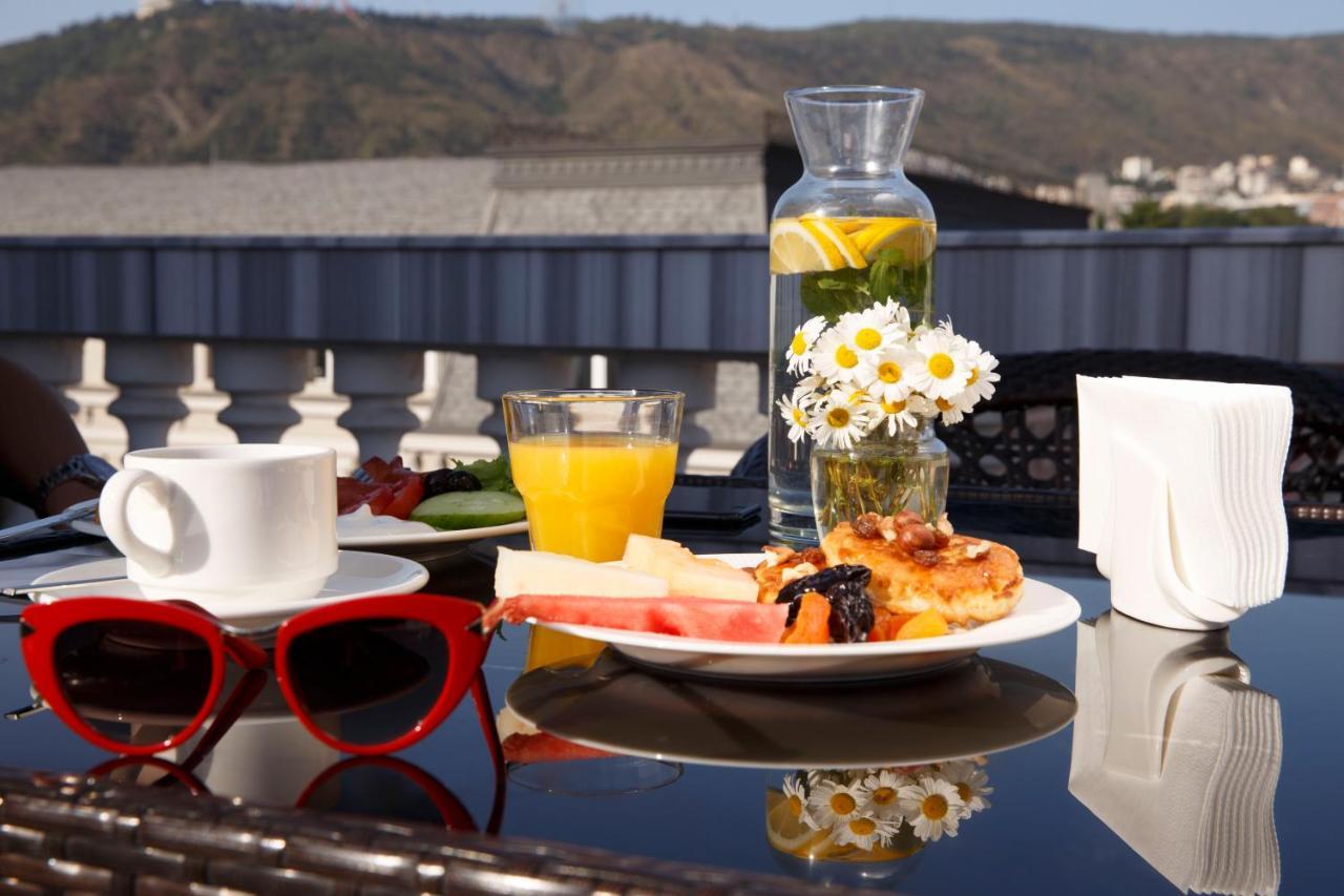 Tribeca Hotel Tbilisi Exteriör bild